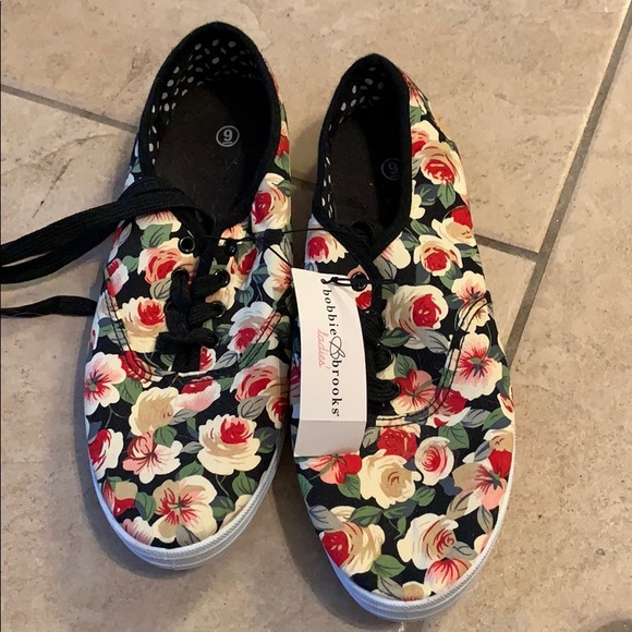 Bobbie Brooks Shoes - Shoes